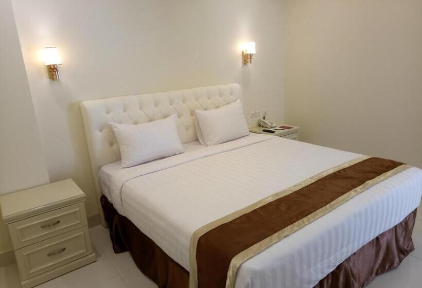 Grand Town Hotel Mandai