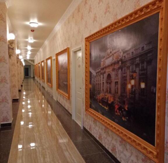 Grand Town Hotel Mandai