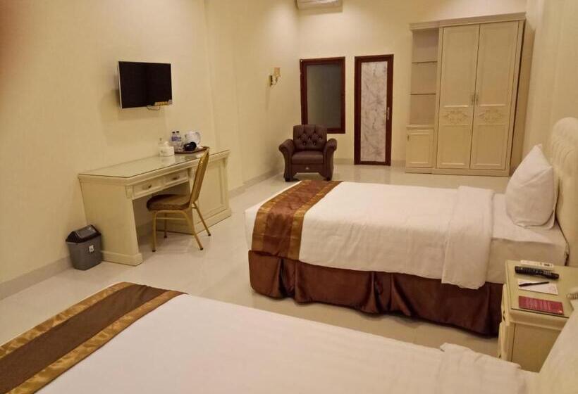 Grand Town Hotel Mandai