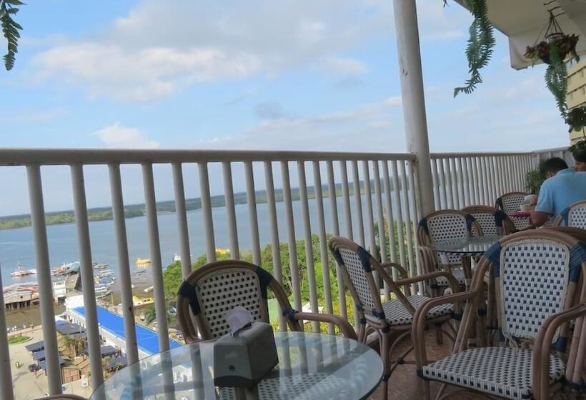 هتل Capilla Del Sol