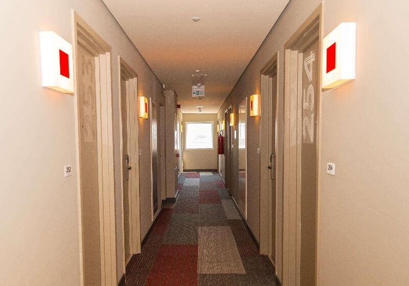 호텔 Ibis Budget Lorena  Circuito Da Fe