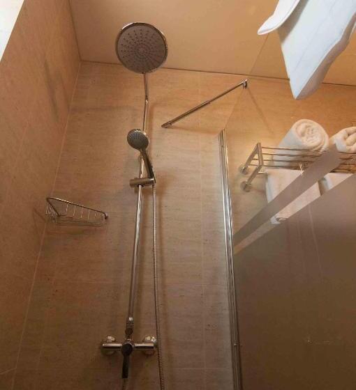 فندق Manso De Velasco