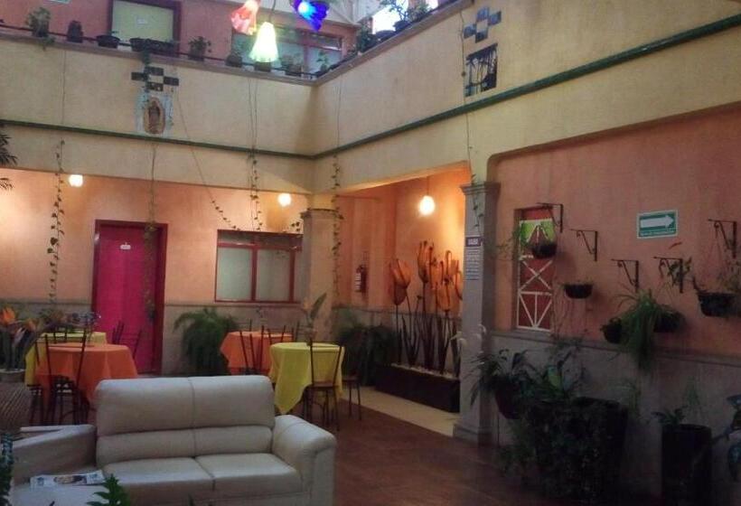 فندق Posada Santo Niño