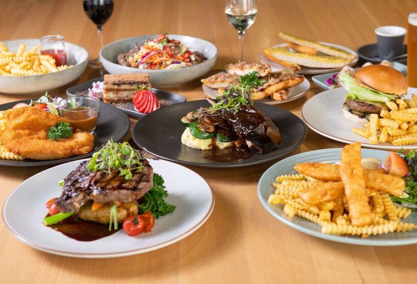 בית מלון כפרי Rydges Pit Lane