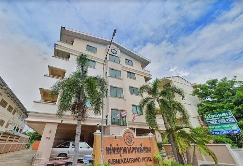 هتل Submukda Grand