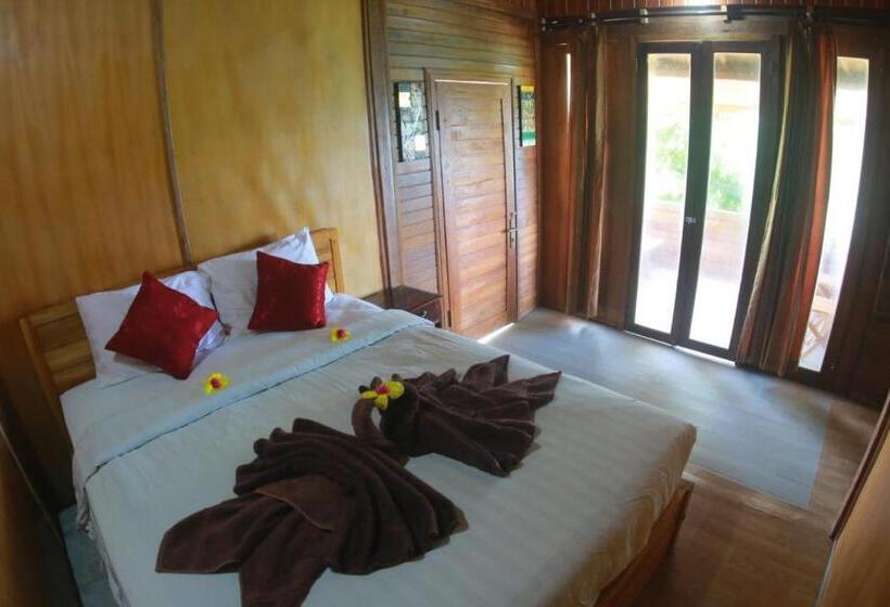 호텔 Manta Cottages With Sea View