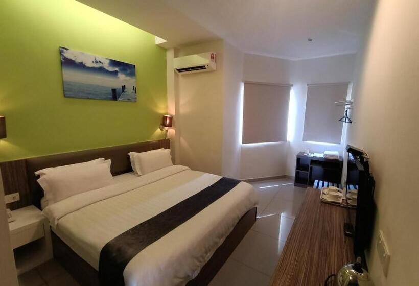 هتل Oscar Suites