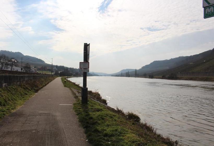 ホテル Mühlengarten By Relax Inn   Staffless & Self Check In