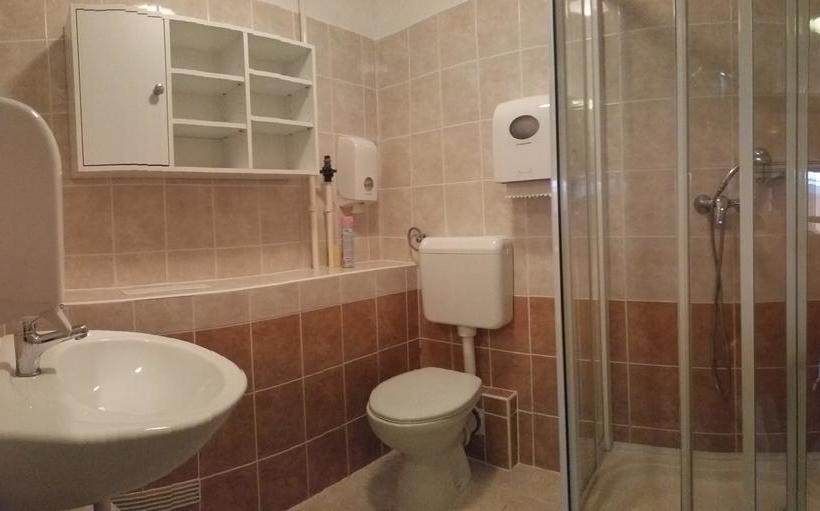 Bed and Breakfast Central Panzió Gyula
