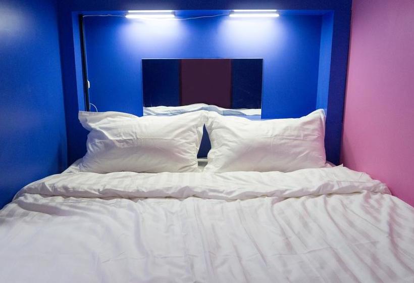 בית מלון כפרי Color Creative