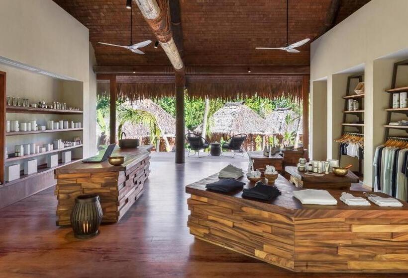 استراحتگاه Six Senses Fiji