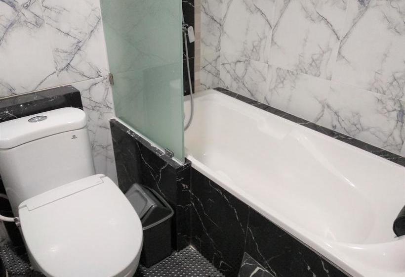 هتل Sevensix  Balikpapan