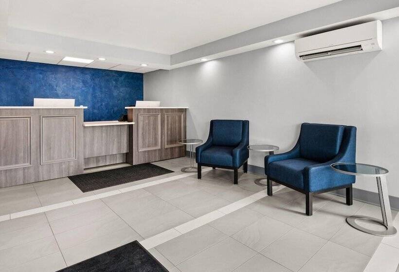 בית מלון כפרי Baymont By Wyndham Batavia - Darien Lake