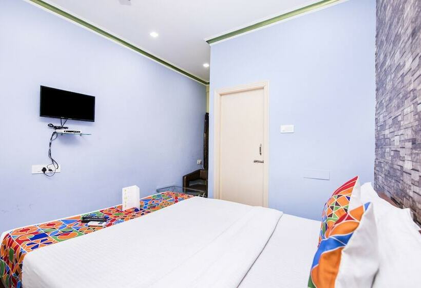 ホテル Nest Park Street