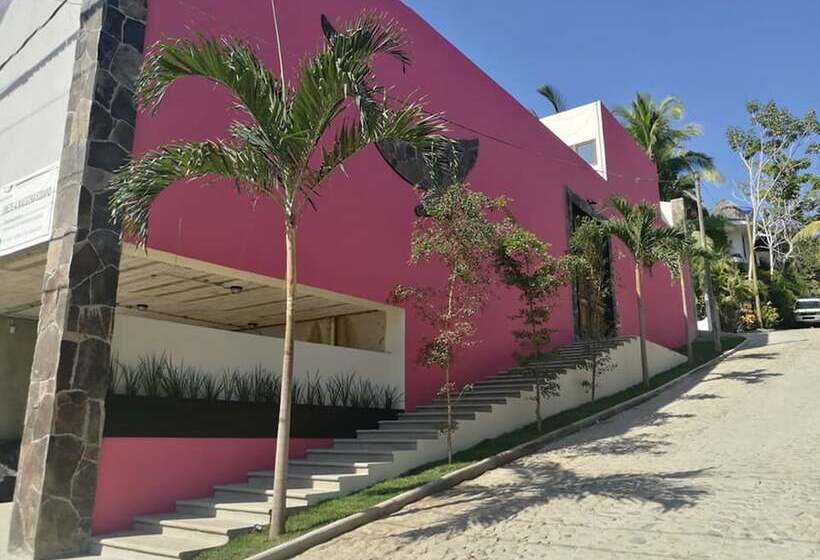 فندق Casa De La Ballena