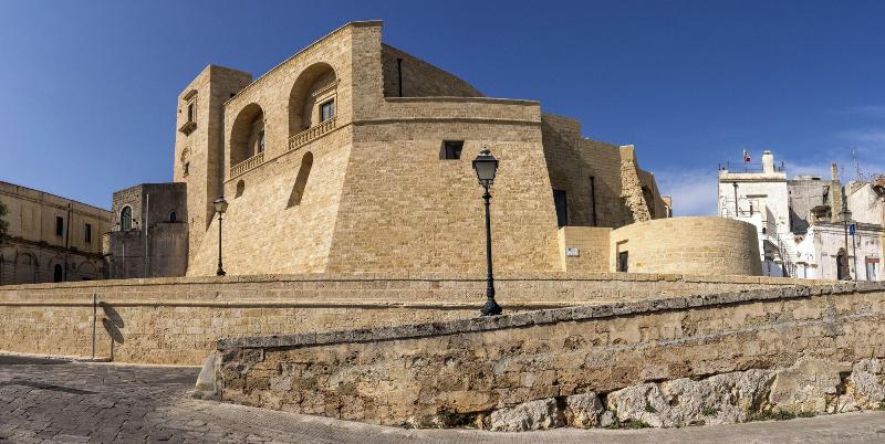 هتل Castello Di Ugento