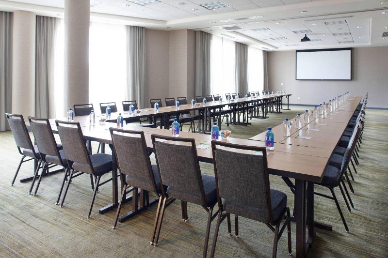 فندق Courtyard By Marriott Atlanta Lithia Springs
