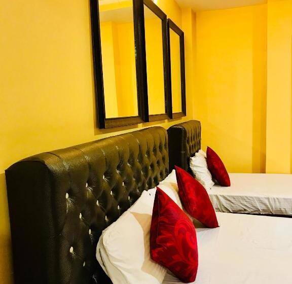 ホテル Royal Palace Marina