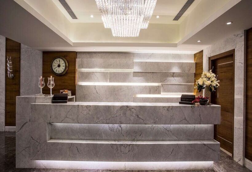 فندق Singhania Sarovar Portico