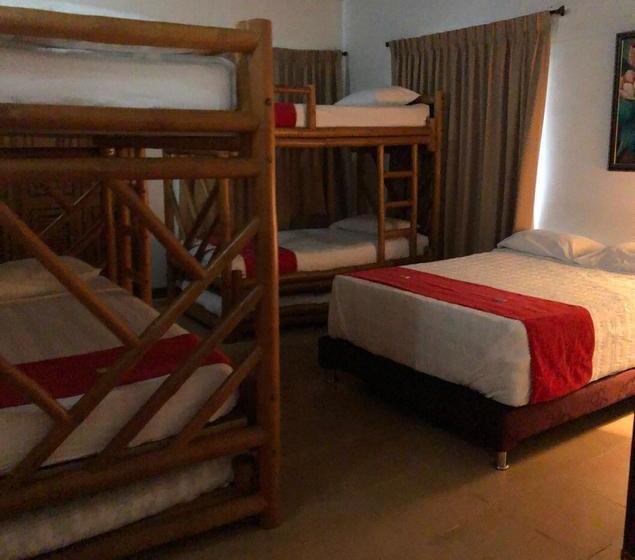 هتل Hospedaje Ecoturístico Villa Carolina