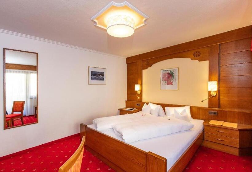 تختخواب و صبحانه Frühstückspension Maier