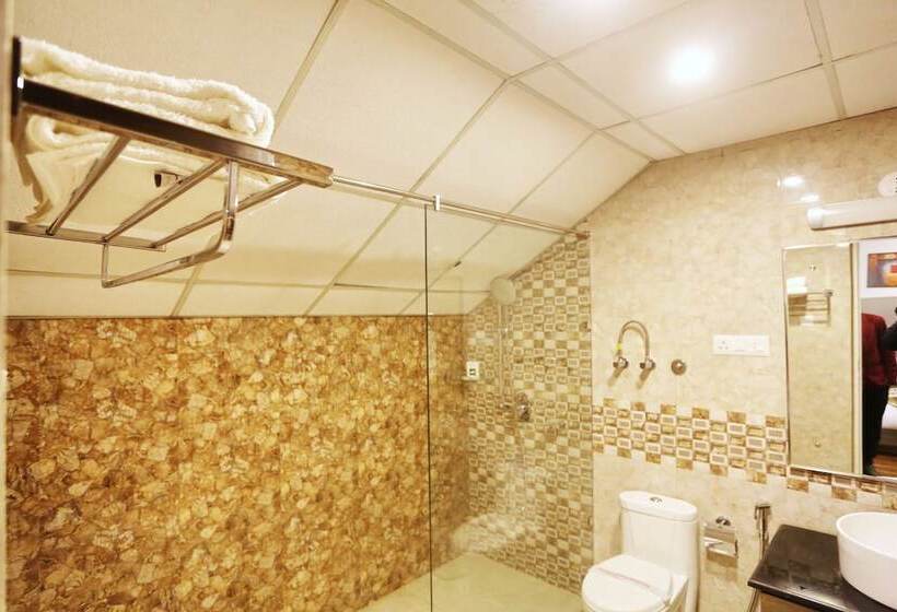 בית מלון כפרי 22 Enclave By Evoke Lifestyle