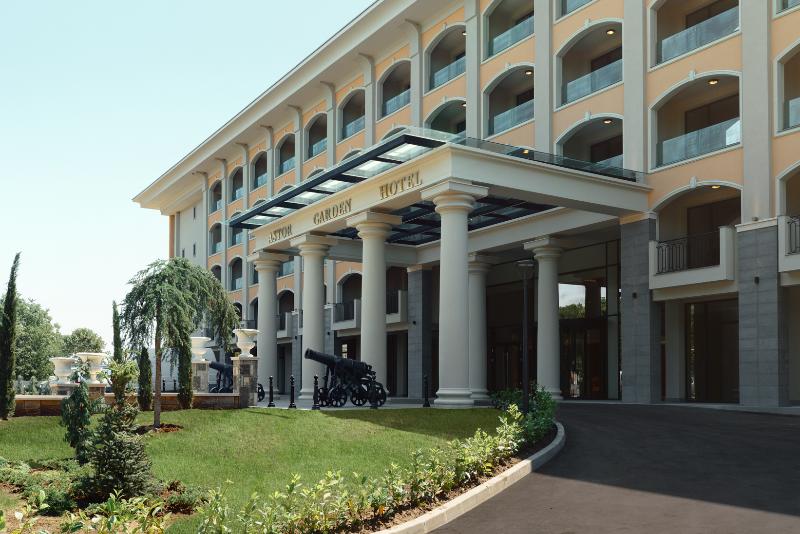 هتل Astor Garden