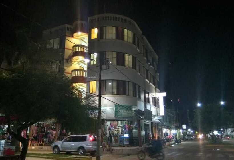 هتل Pampa & Selva