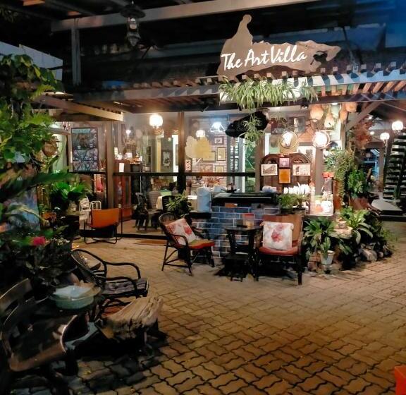 استراحتگاه Art Villa
