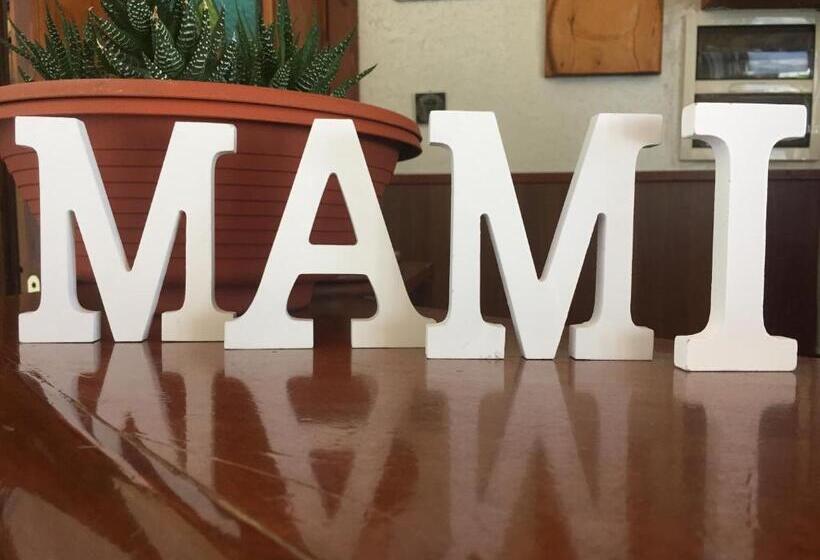 مبيت وإفطار M'ami