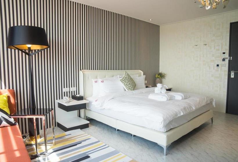 هتل Check Inn Express New Taipei Tamsui