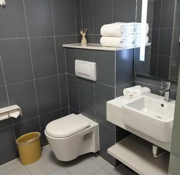 Hanting Hotel Tianjin Airport Yansha