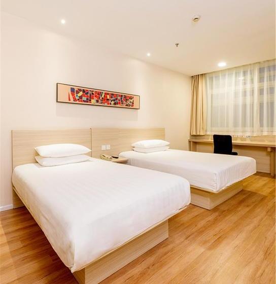 Hanting Hotel Wuhan Optics Valley Pedestrian Street Entrepreneurship Center