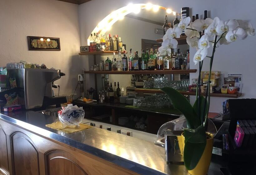 בית מלון כפרי Albergo Maggio