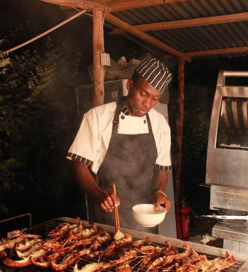 فندق Driftwood Beach Lodge