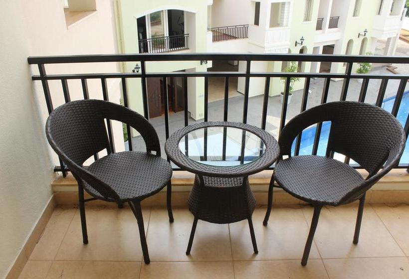 호텔 Oyo 9714 Home Pool View 1 Bhk Siolim
