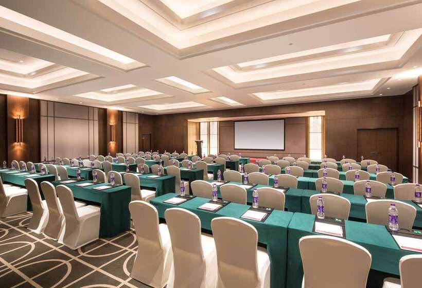 酒店 Leshan Ramada