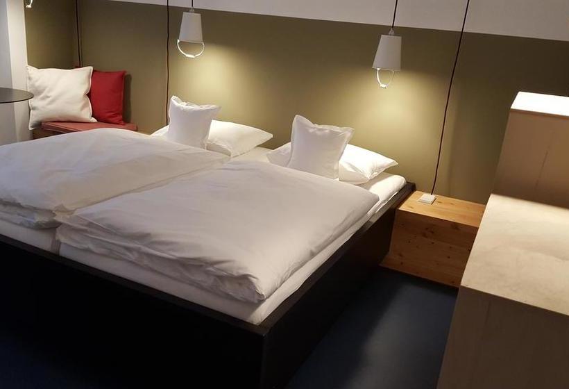 ホテル Seminar & Gästehaus Burghof Stauf