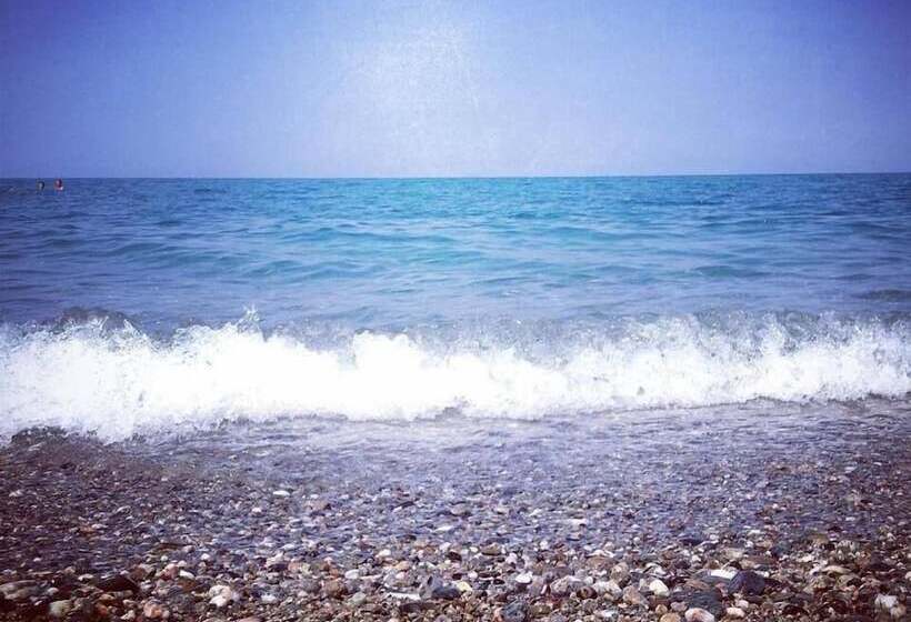 ベッドアンドブレックファースト La Vita è Bella