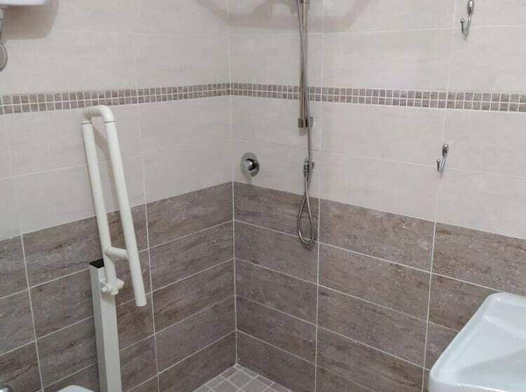 ベッドアンドブレックファースト La Vita è Bella