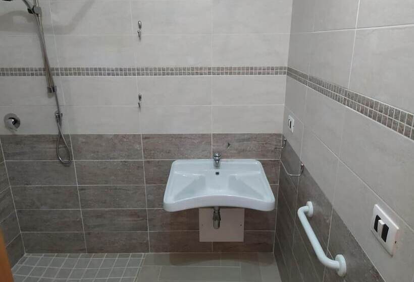 ベッドアンドブレックファースト La Vita è Bella