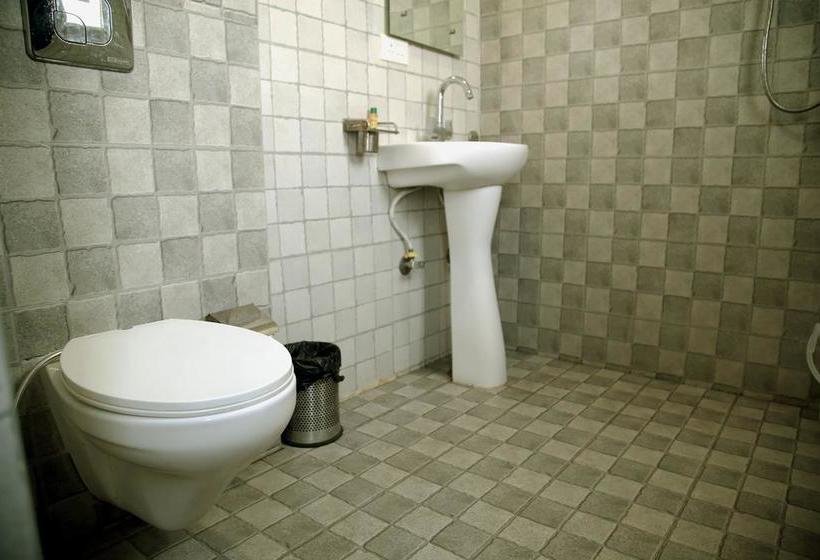 Fabhotel Purple Regency Zirakpur