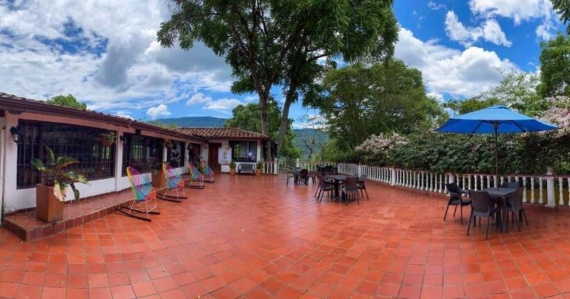 هتل Campestre La Trinidad