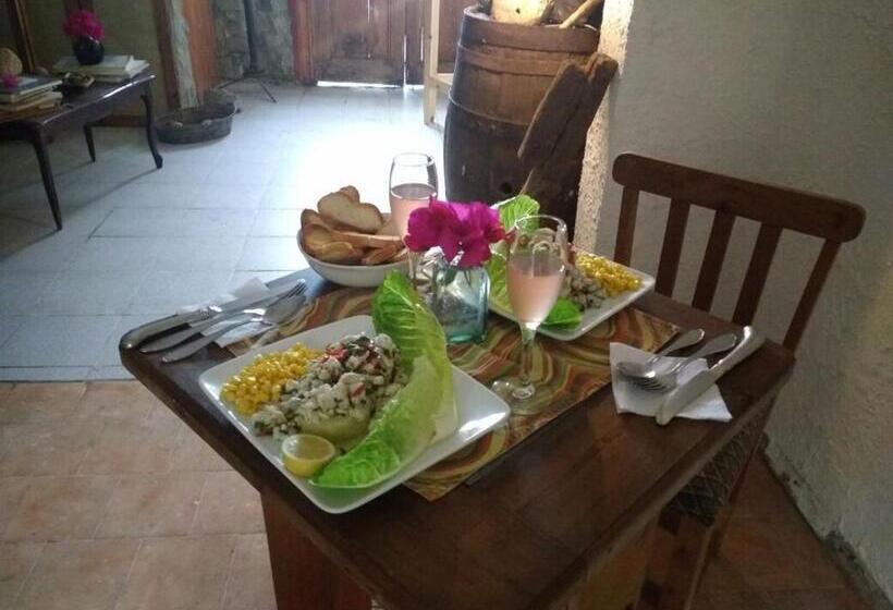 Hostel Posada La Piedra