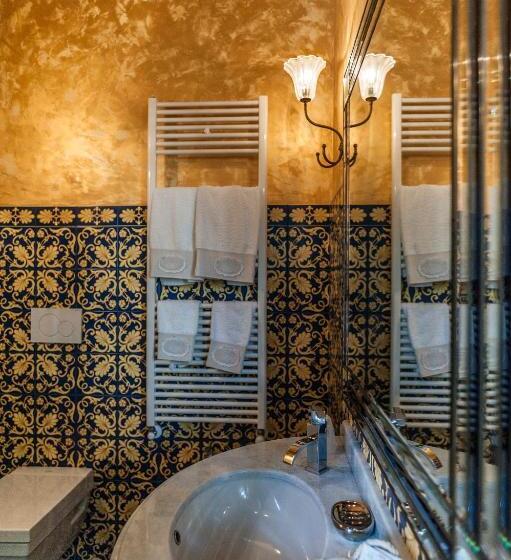 مبيت وإفطار La Dimora Delle Rondini