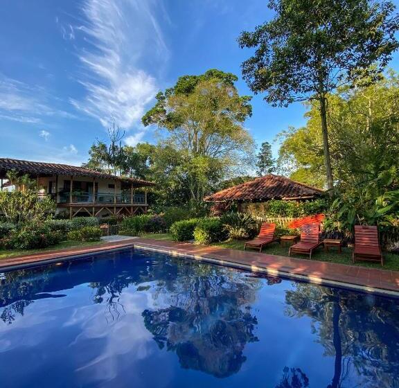 هتل Hacienda Bambusa