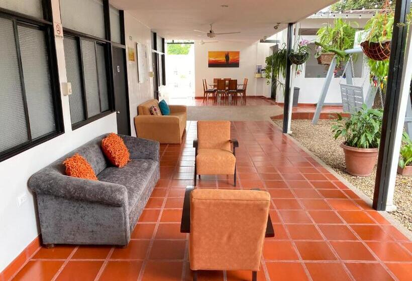 هتل Villa Paraiso