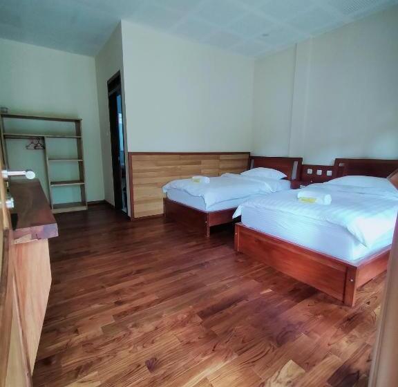 Spring Hill Hotel Ruteng