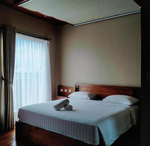 Spring Hill Hotel Ruteng