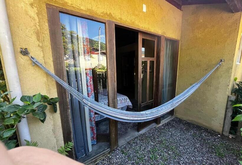 تختخواب و صبحانه Pousada Alma Da Gamboa